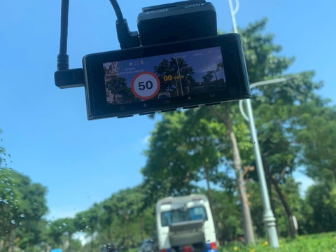 Lắp đặt màn hình androi & camera