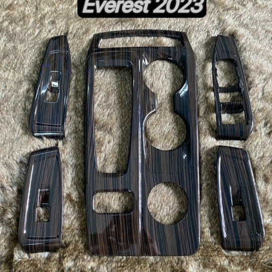 Ốp Nội Thất Ford Everest