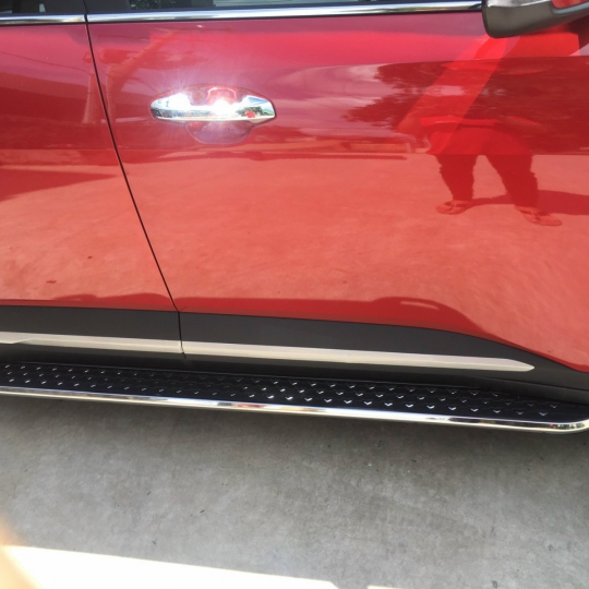 Bệ Bước Kia Carens 2023 